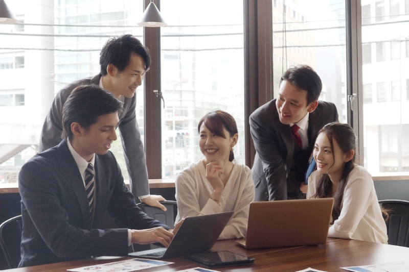 人材派遣事業